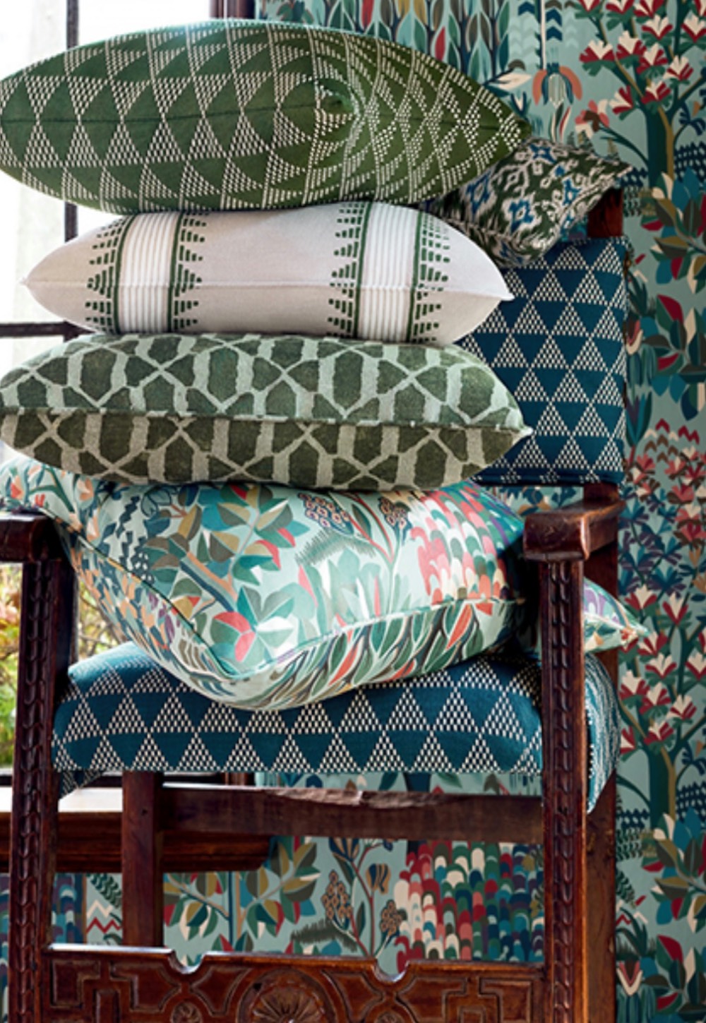 Thibaut Alpine Wallpaper in Tapestry