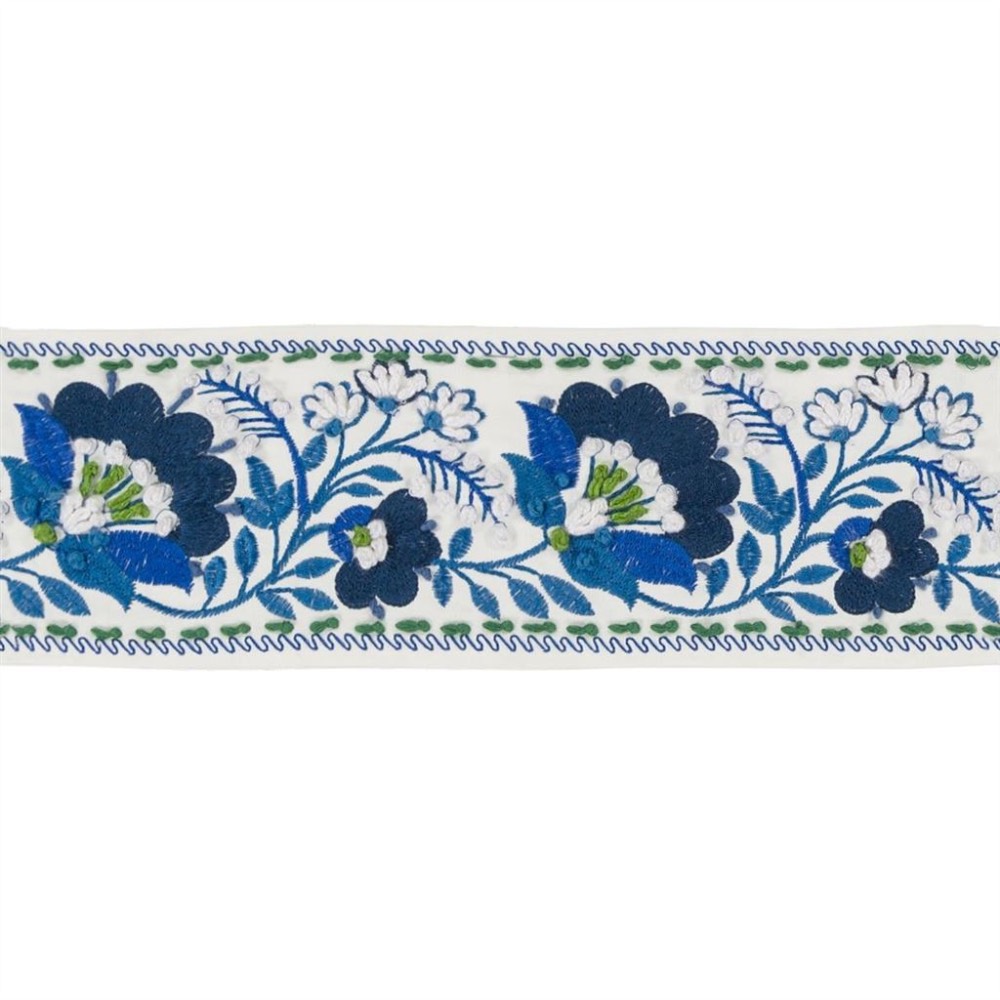 Designers Guild Enamel Flower Braid in Indigo