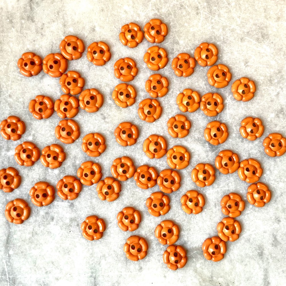 Vintage Orange Daisy Buttons