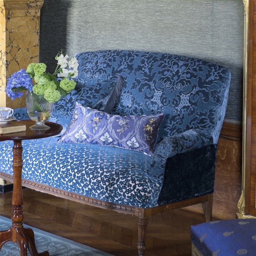 Designers Guild Palace Damask Velvet in Amethyst