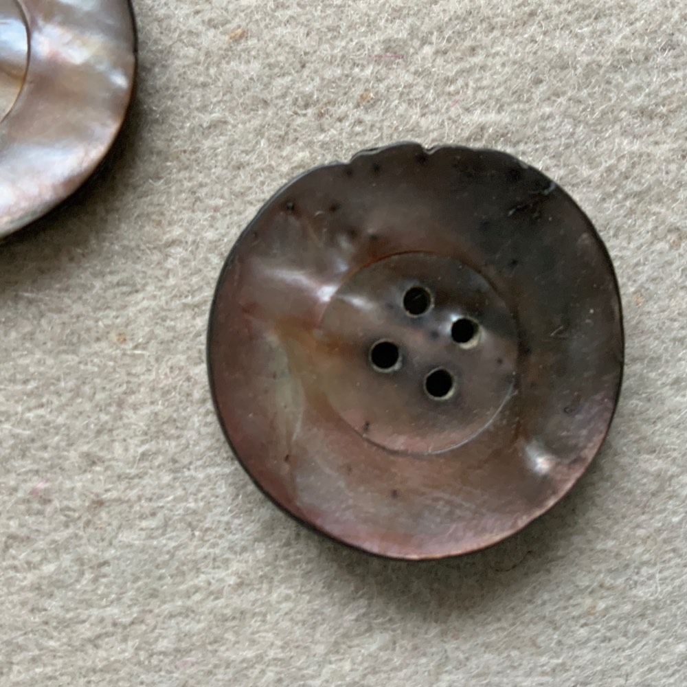 Vintage Mother of Pearl Buttons. Set of 3