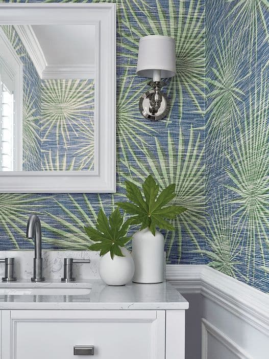Thibaut Palm Frond Wallpaper in Navy and Green